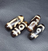 Lot 4 Beads Indo Tibetan Beautiful Pattern Agate Dzi Amulet Beads