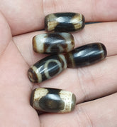Lot 5B Beads Indo Tibetan Beautiful Pattern Agate Dzi Amulet Beads