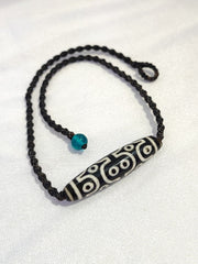 Vintage Old Tibetan 12 Eyes Agate stone Dzi Bead Amulet with 18" wax thread S1