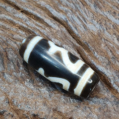 Vintage Old Tibetan 2 eyes in eye Dzi Bead Amulet circle Eyes