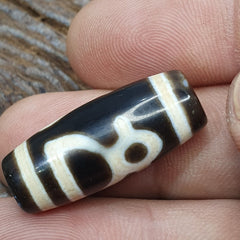 Vintage Old Tibetan 2 eyes in eye Dzi Bead Amulet circle Eyes