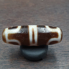 Tibetan Old Agate Dzi Bead Unique Pattern Amulet Pendant STB-12