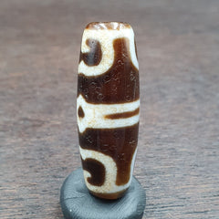 Tibetan Old Agate Dzi Bead Unique Pattern Amulet Pendant STB-12