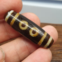 Old Tibetan Himalayan 8 Eyes 4 Stripes Agate stone Dzi Bead Amulet CT-5