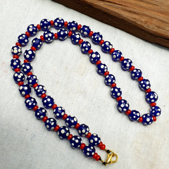 Venetian red Whiteheart and venetian Inspired Blue Skunk Glass Beads Necklace