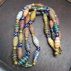 Vintage Beads Collection Feather and Skunk pattern Glass beads Necklace