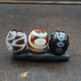 Lot 3 Himalayan Indo Tibetan rare Patterns Dzi Agate Amulet Beads