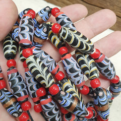 Vintage Venerano ART Fancy Feather venetian Style whiteheart BEADS Necklace