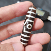 Himalayan Tibetan Nepalese dzi bead 3 eyes in Eyes amulet Agate Bead PR-3