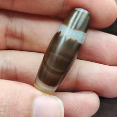 Vintage Old Yemeni Crystal in Agate Natural Eye Rare pattern Bead YM-3