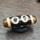 Protective Bead Amulet Vintage Old Indo Tibetan Agate pure 3 Eyes