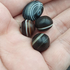 Antique tibetan banded agate bead natural patterns agate amulet lot 4 pcs