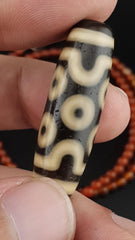7 eyes unique pattern himalayan tibetan agate dzi bead amulet lucky charm bead
