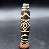 Vintage south asian burmese old pyu pumtek petrified wood stone bead