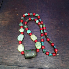 Antique turquoise and red whiteheart beads necklace #j5