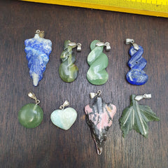 Lot 8 Pendants Lapis lazuli, Jade, jasper, hand carved Pendants necklace