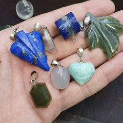 Lot 15 Pendants Lapis lazuli, Jade, jasper, Quartz hand carved Pendants necklace