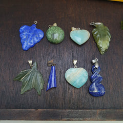 Lot 8 Pendants Lapis lazuli, Jade, jasper, hand carved Pendants necklace