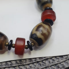 Tibetan dzi beads & Carnelian Beads old amulet Agate Vintage Tibet Bracelet