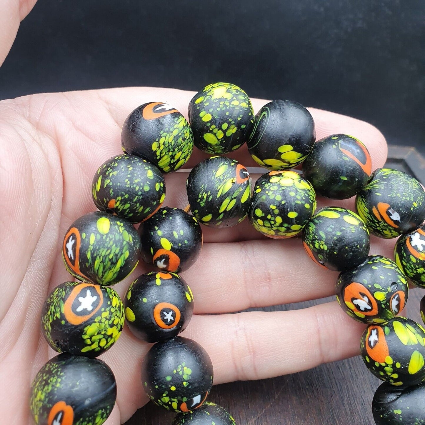 Vintage trade floral green, black glass beads beaded necklaceGift