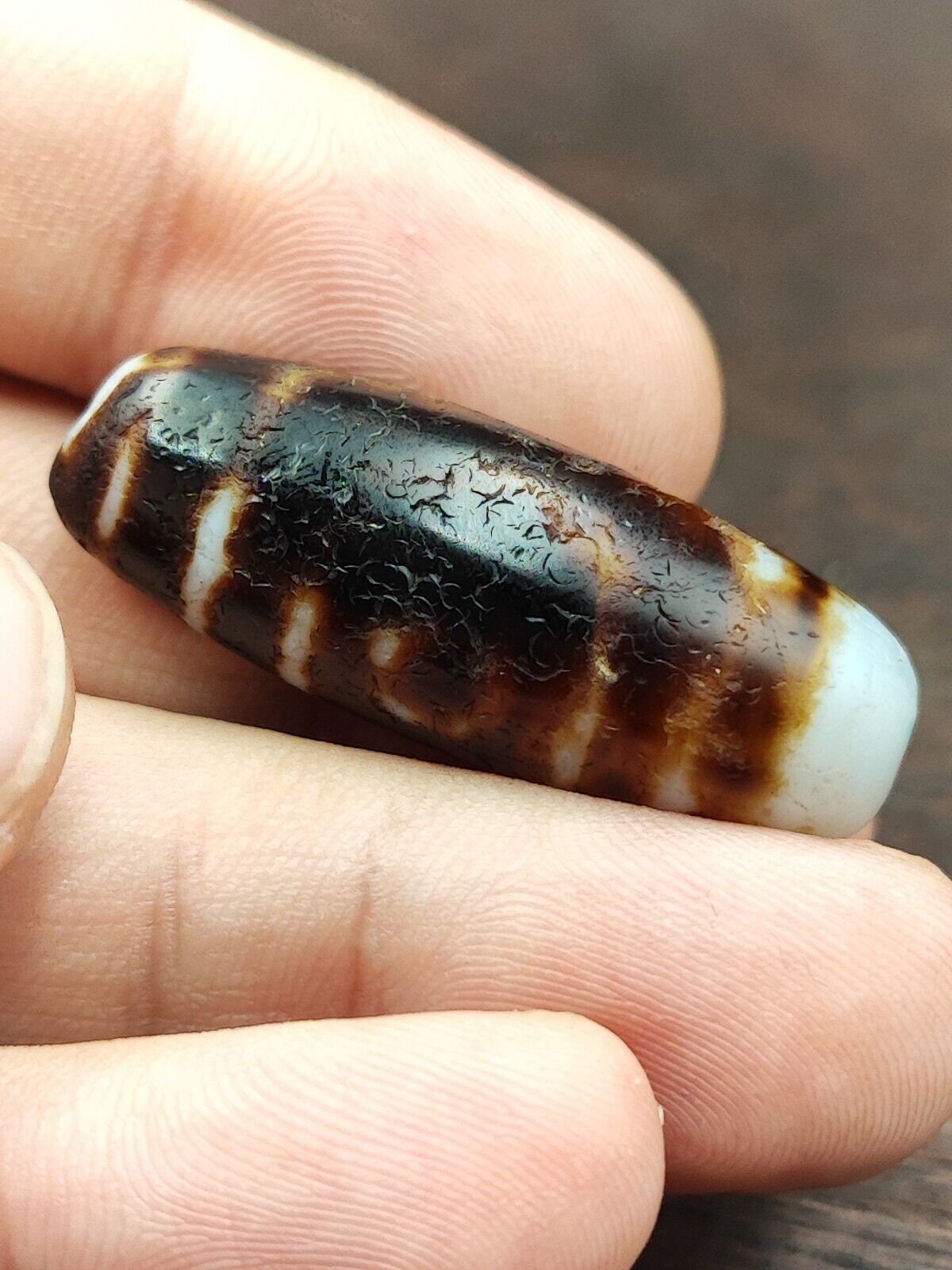 Rusted antique himalayan indo tibetan white agate dzi bead amulet #3-5