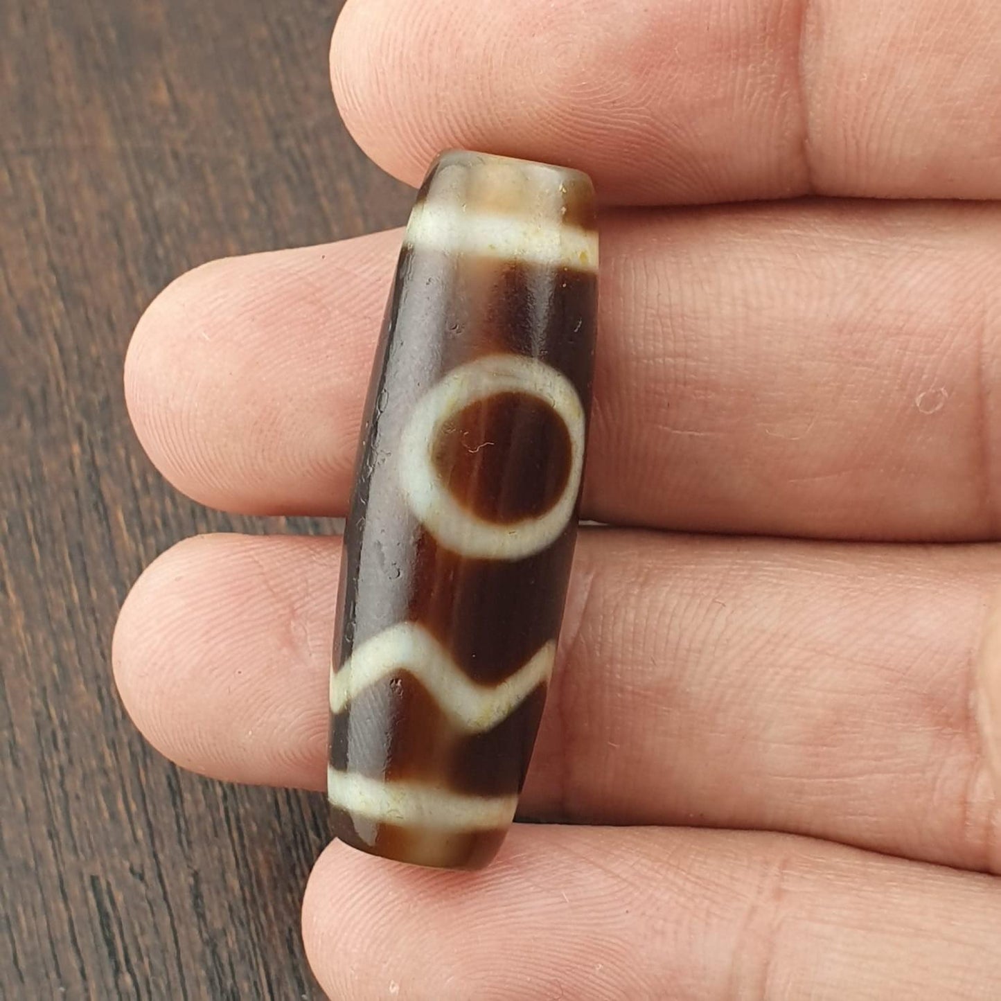 Sky earth eyes unique pattern himalayan tibetan agate dzi bead amulet