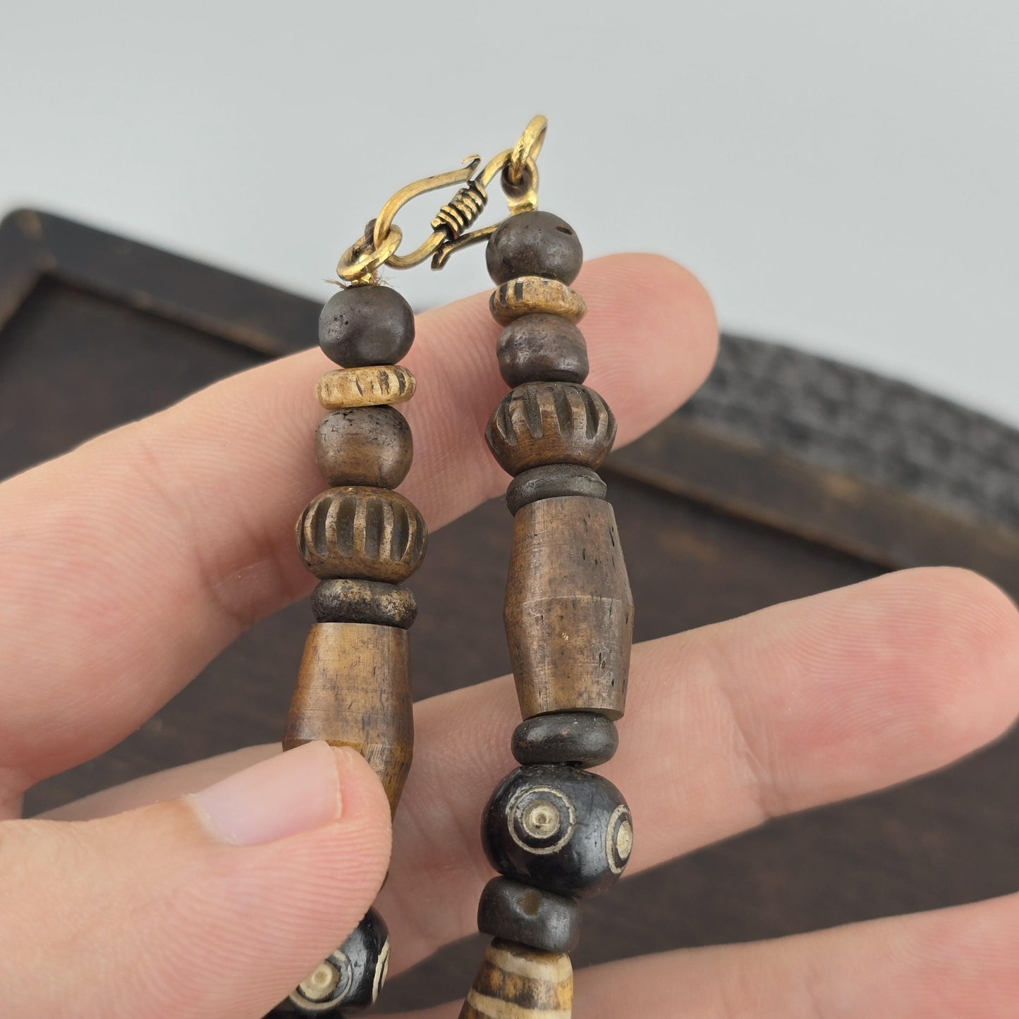 Asian burmese old pumtek petrified wood decorated stone beads strand necklace