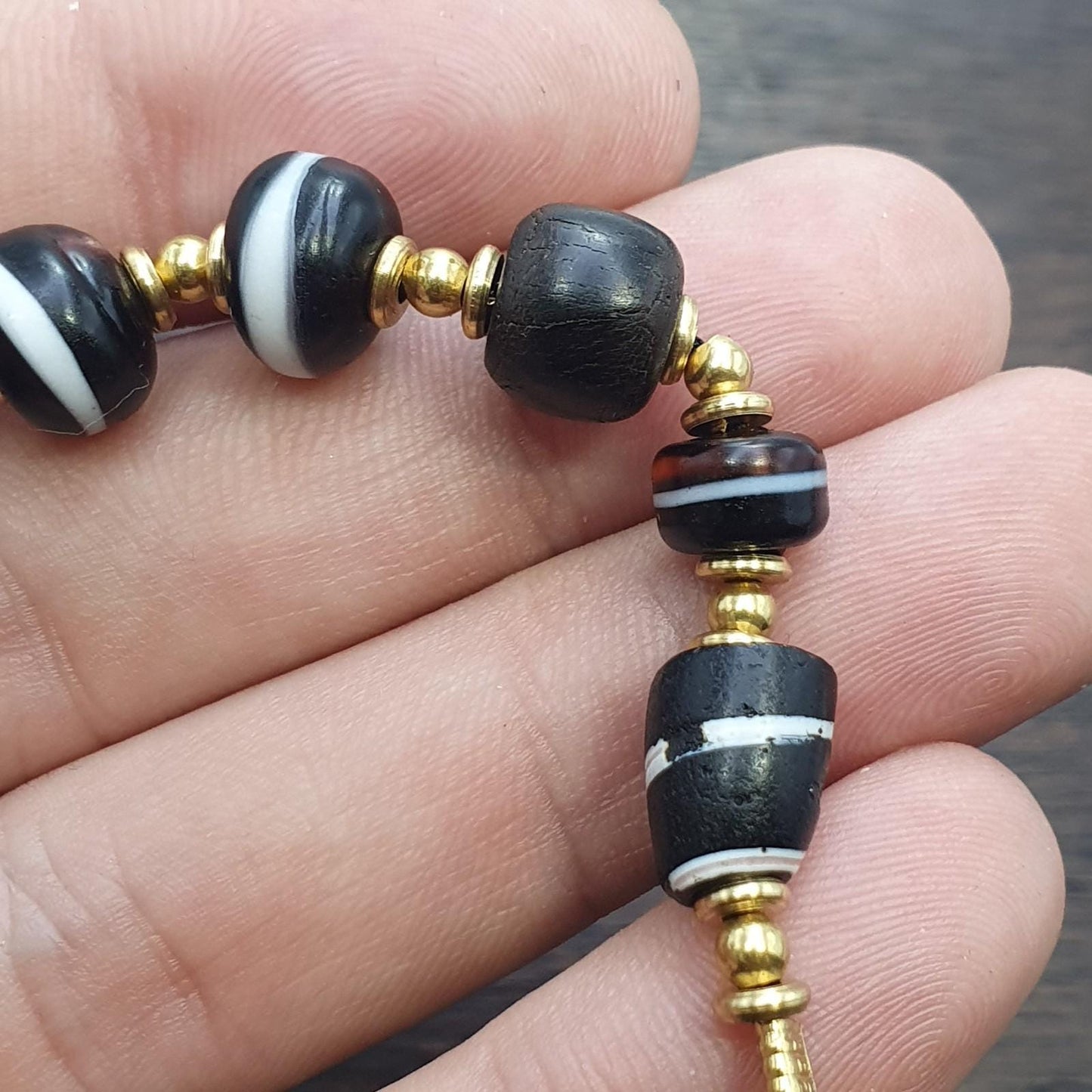 Antique one line black and white glass beads beaded bracelet #jn-br3