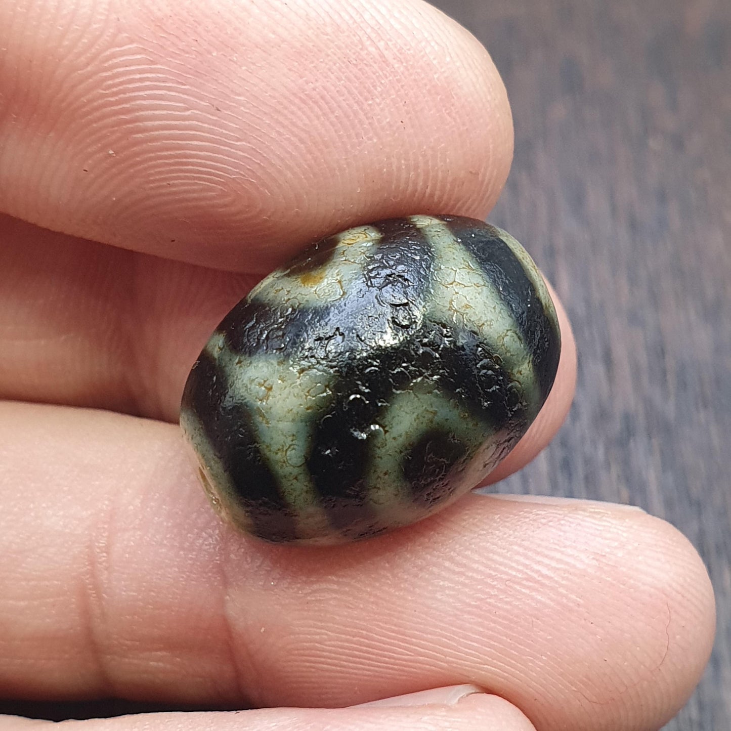 Old tibetan 3 eyes in eyes agate stone dzi bead amulet #41