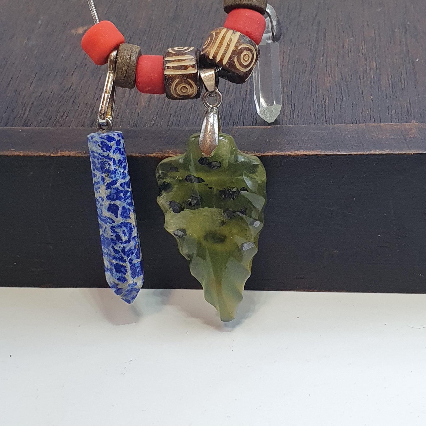 Amazing pendants lapis lazuli, jade, quartz hand carved pendants necklace