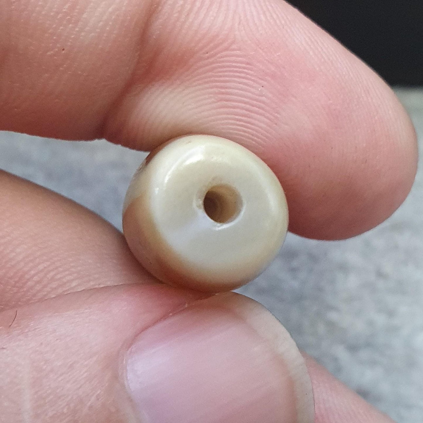 Old tibetan treasure vase eyes pattern agate stone dzi bead amulet