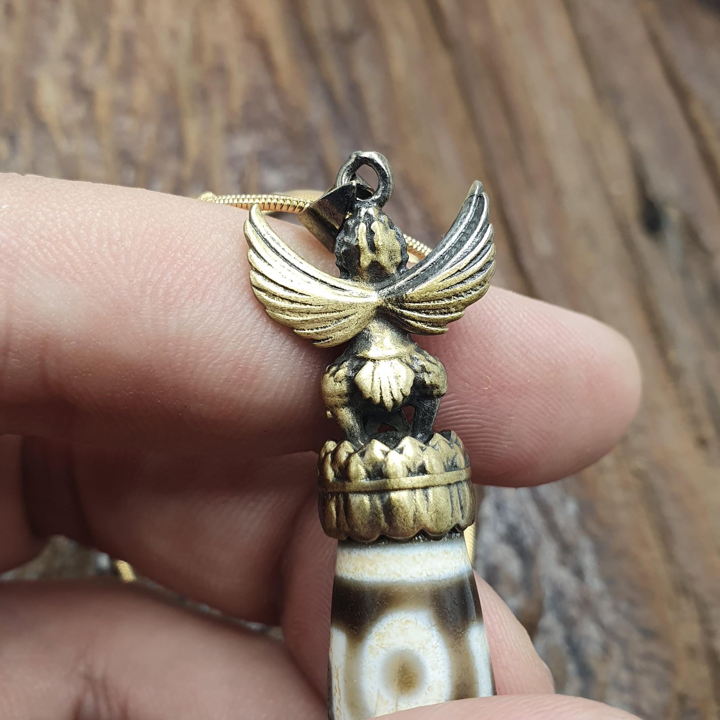 Rare 6 eyes tibetan nepalese agate bead dzi pendant necklace