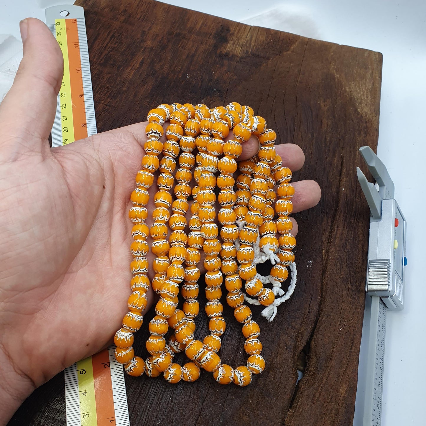 Yellow White Feathered African Style Round Glass Chevron Pattern Beads Strand