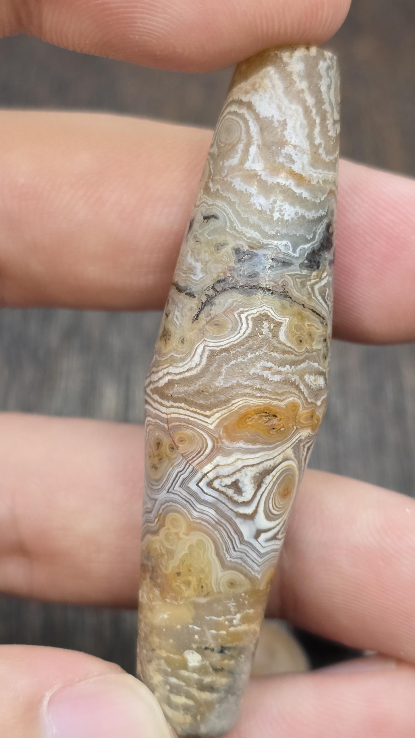 Huge Antique old crazylace agate antique himalayan indo tibetan bead