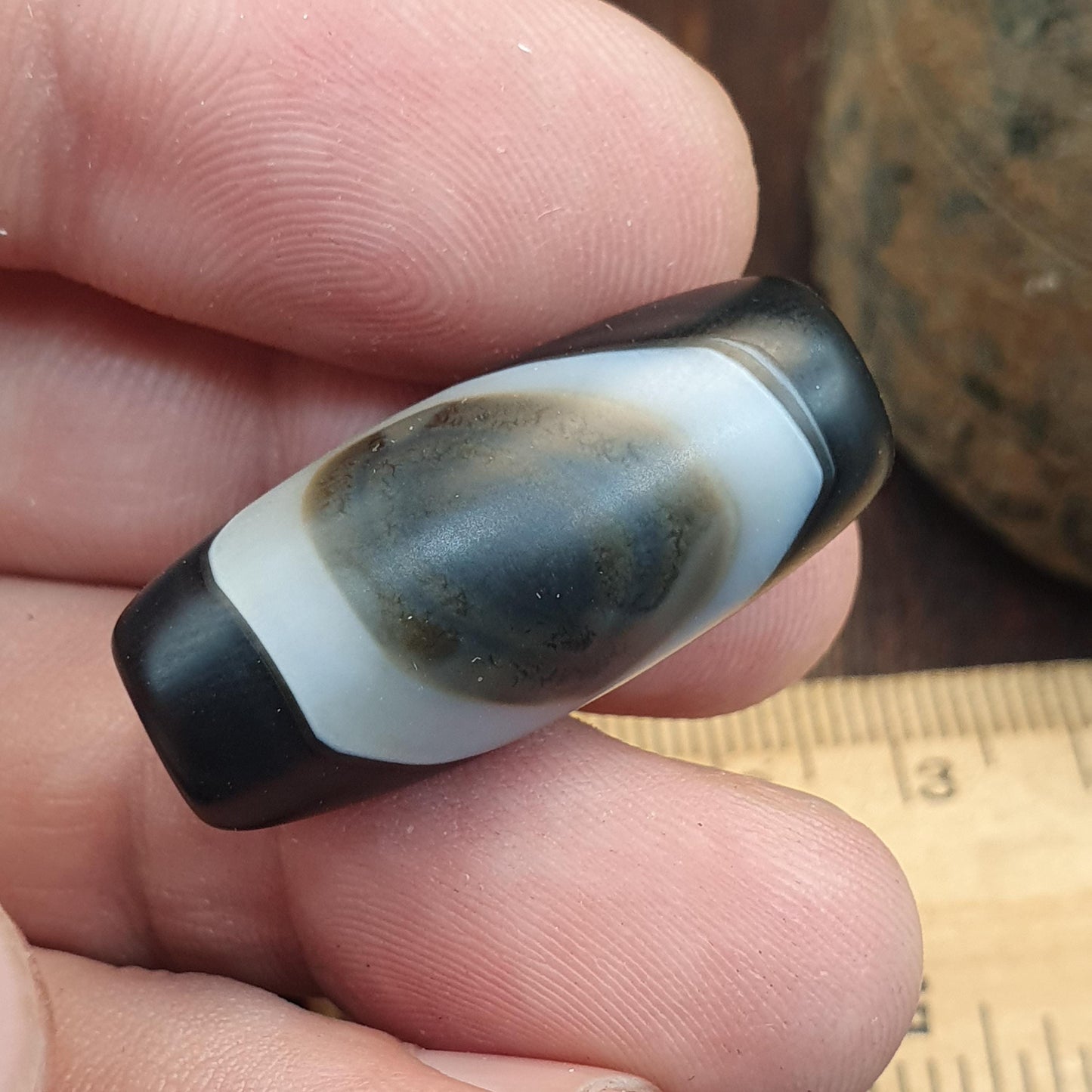 Vintage old himalayan indo tibetan eye agate bead Himalayan Indo Tibetan rare Patterns pure Natural Eyes Banded Agate Amulet, Bead Pendant
