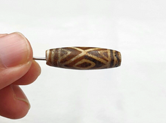 South Asian Burmese Antiques Trade Pumtek petrified Wood Beads Late 19 C. 31mm