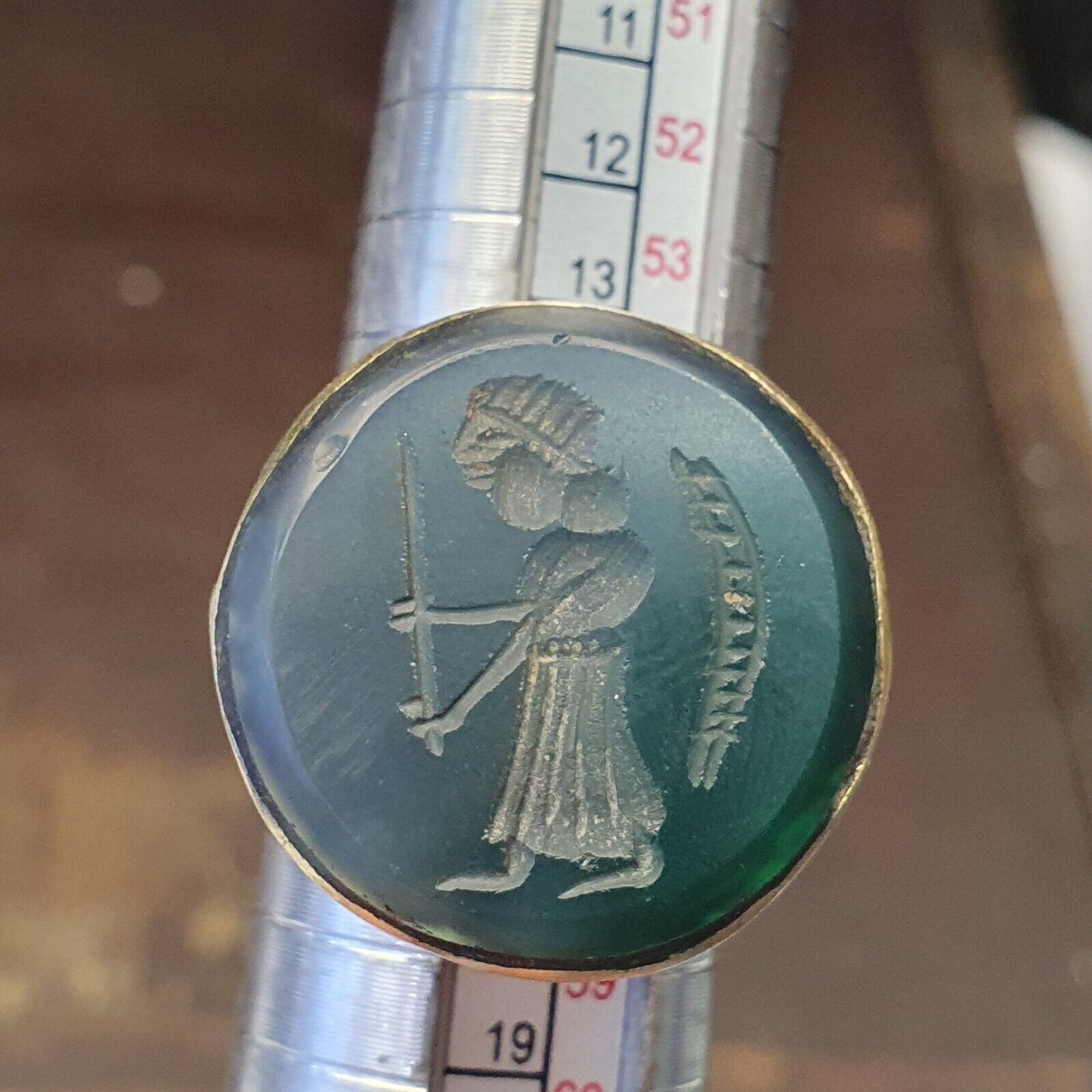 古董復古老綠石國王凹版黃銅戒指