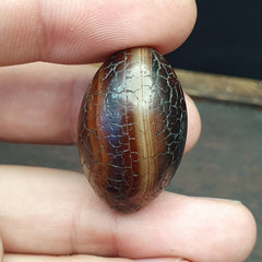 Vintage Tibetan Sulaimani Agate bead With Beautiful Stripes. SZ-WZ-21
