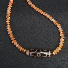 Himalayan Indo Tibetan Eye Beads unique Patterns Dzi Amulet Agate Beads Necklace