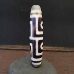 Vintage OLD Himalayan Indo Tibetan Agate rare Patterns 4 eye Dzi Amulet Bead