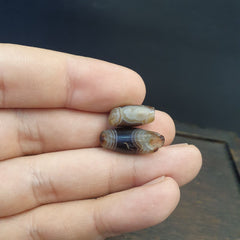 Wonderfully 2 old Antique Himalayan Indo Tibetan Eyes Dzi Amulet Bead 1000+ year