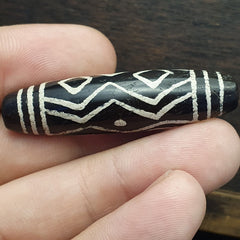 BD ET 27 HIMALAYAN Indo Tibetan Central Asian Etched Agate beads Decorated bead