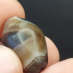 Wonderfully old Antique Himalayan Indo Tibetan Eye Suleimany Bead SL01