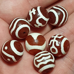 LOT 7 beads #2015 Himalayan Indo Tibetan rare Patterns Dzi Amulet Bead 14mm