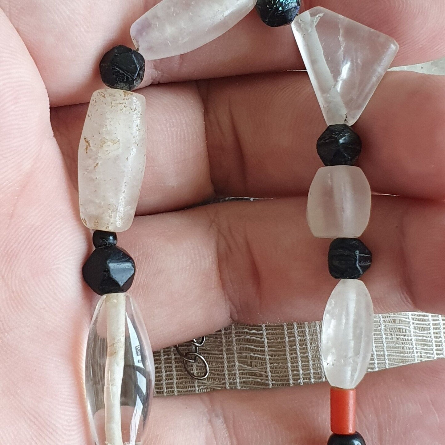 復古水晶老珠喜馬拉雅水晶和老黑玻璃珠項鍊