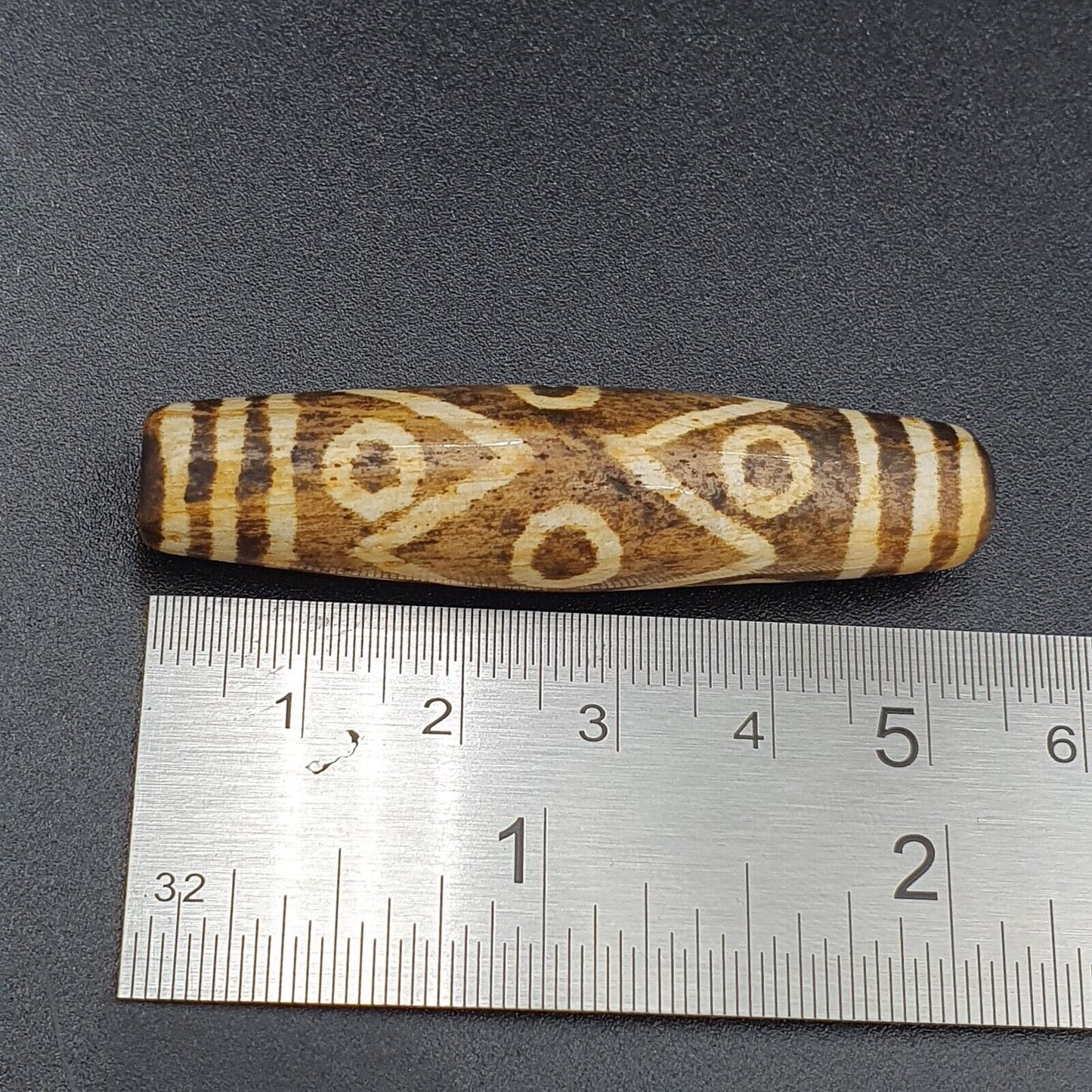 南亞緬甸 53 毫米老 9 眼 Pumtek 石化木珠獨特圖案