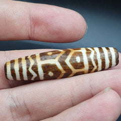 Vintage Asian Burmese Old Pumtek pyu petrified Wood Stone bead