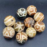 Vintage old Pumtek Bead Lot 10 Beads 18-19mm Lot#82