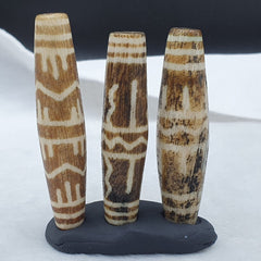 South Asian Burmese Pumtek Beads Late 20th C beads lot