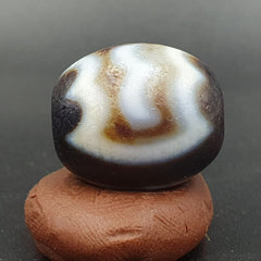 Very Rare Pattern Old Antique Himalayan Tibetan Dragon Bat Eyes Dzi Amulet Bead